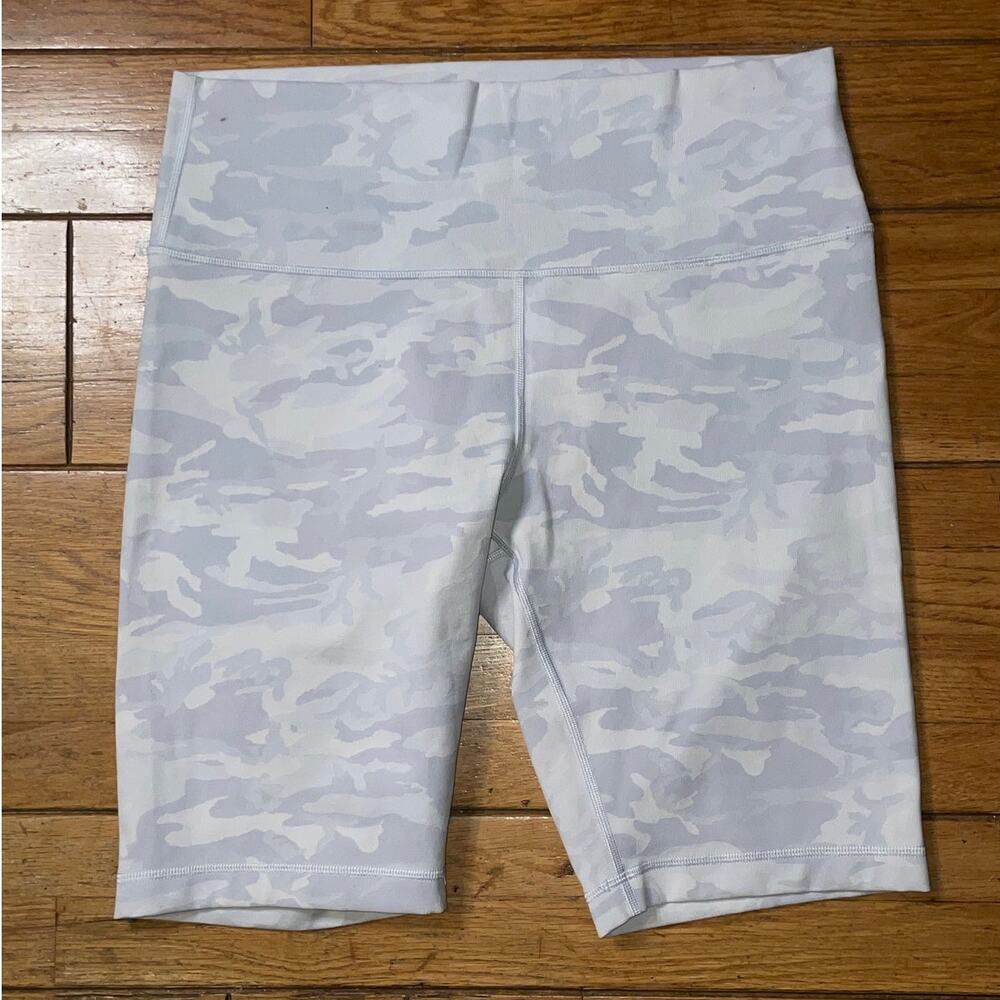 Lululemon Wunder Under Short 10" *Ribbed - Picture 8 of 16
